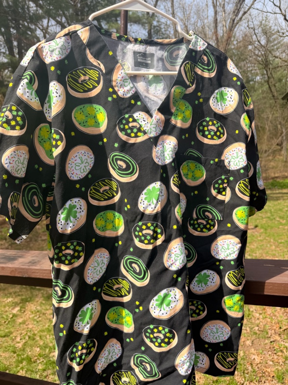 Butter-Soft Originals XL Black Shamrock Donut Print Top